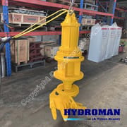 Side agitator submersible sand pump