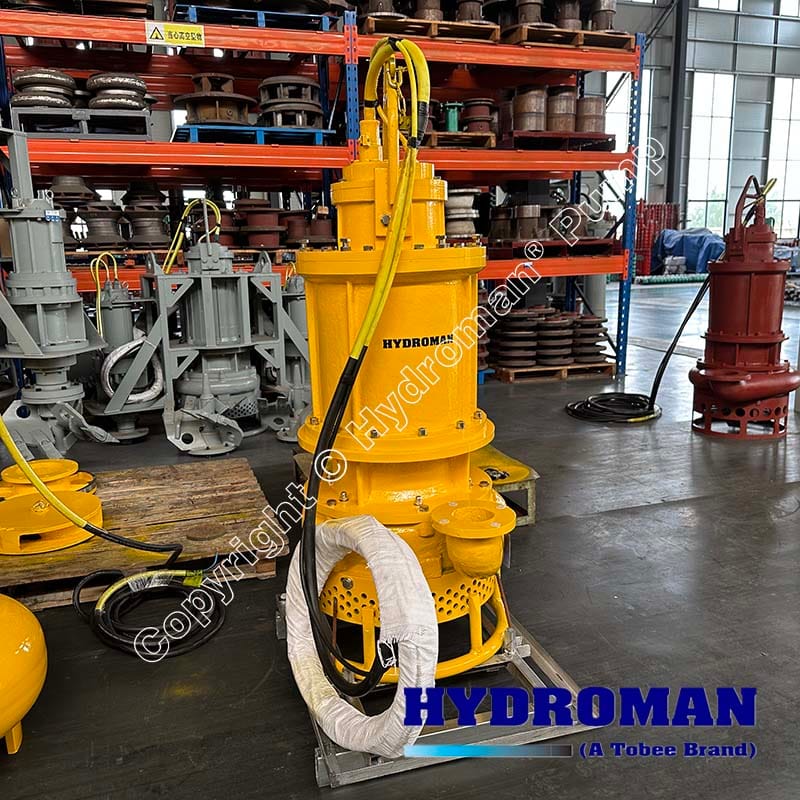 Underground coal mine submersible type mud pump