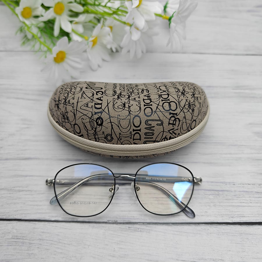 Zipper glasses case