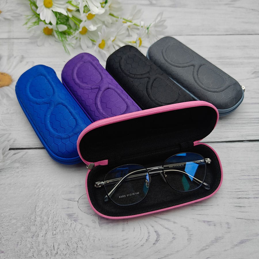 Zipper glasses case