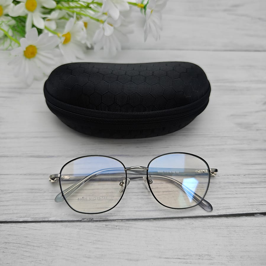 Zipper glasses case